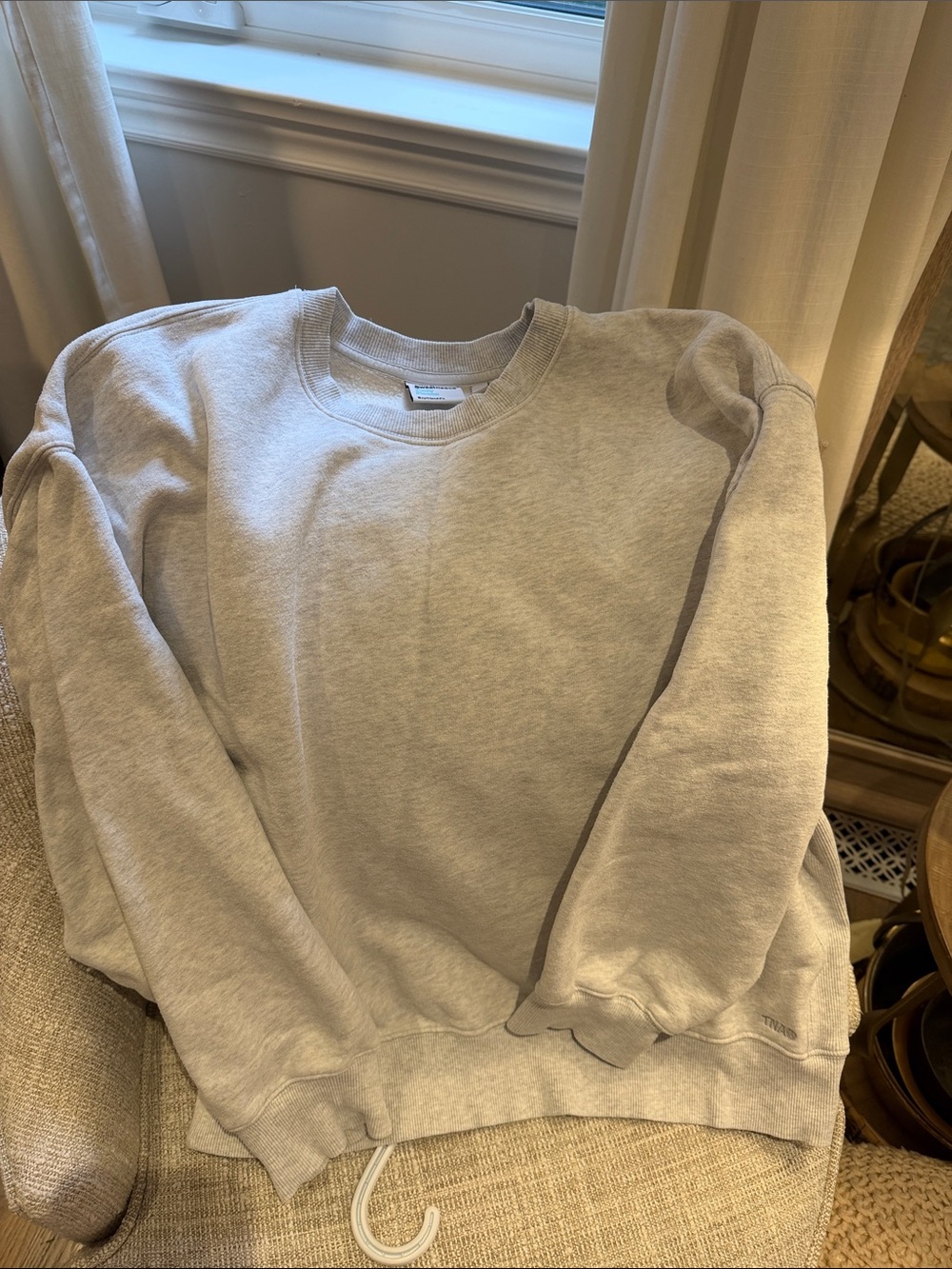 TNA Crewneck Sweatshirt in Light Gray